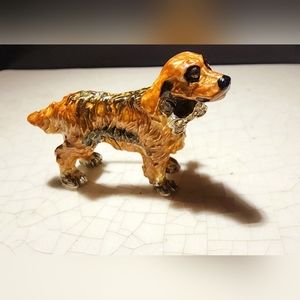 NWOT Irish setter dog with fancy bow tie brooch